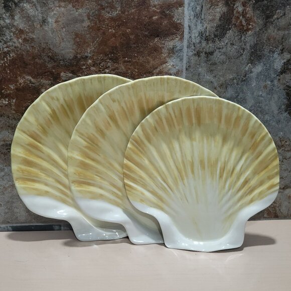 Linens N Things Clam Shell Dinner Salad Plates Cream Yellow Set of 3 - Picture 4 of 10